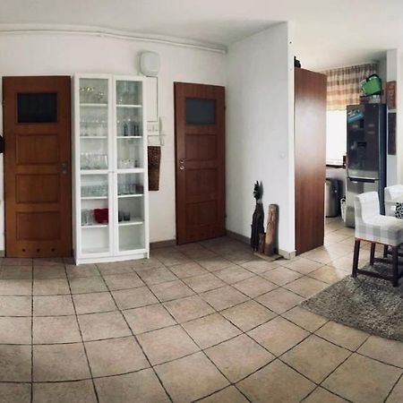 Mieszkanie W Centrum Miasta Ostrowiec Świętokrzyski Buitenkant foto